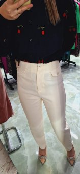Pantaloni bej, casual cu croială dreapta