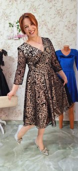 Rochie din tull cu broderie catifelata si dublura din satin