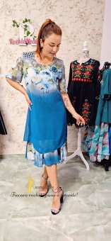 Rochie din voal cu imprimeu colorat