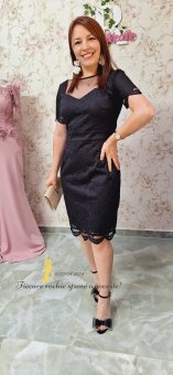 Rochie neagra din dantela si tull la bust