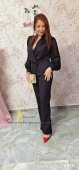 Compleu negru cu pantaloni si sacou accesorizat cu pietre
