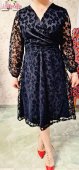 Rochie neagra cu model din catifea